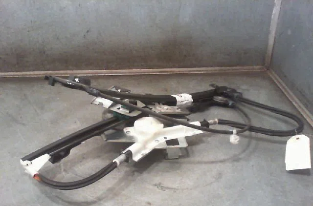 Mecanisme+moteur leve-glace avg SEAT CORDOBA 2001 occasion