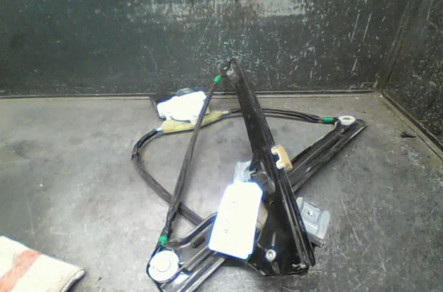 Mecanisme+moteur leve-glace avg SEAT TOLEDO 2000 occasion