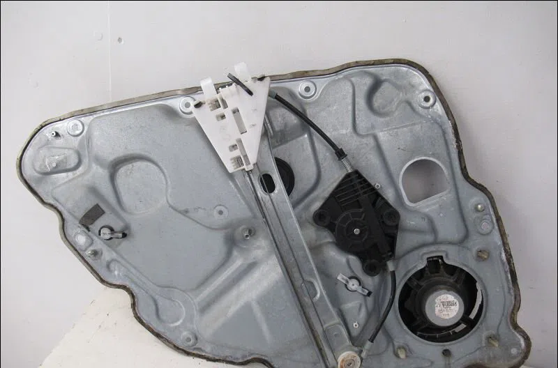Mecanismemoteur leve-glace ard Alfa romeo 159 (939_) 1.9 jtdm 8v (939axe1b, 939bxe1b, 939bxh1b) (2005-2011) occasion