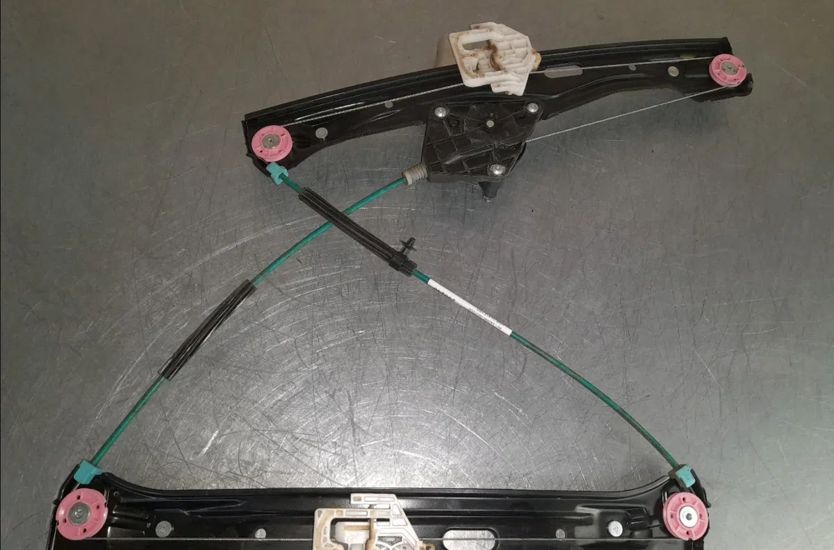 Mecanismemoteur leve-glace ard Bmw 1 (F20) 116 d (2012-2015) occasion