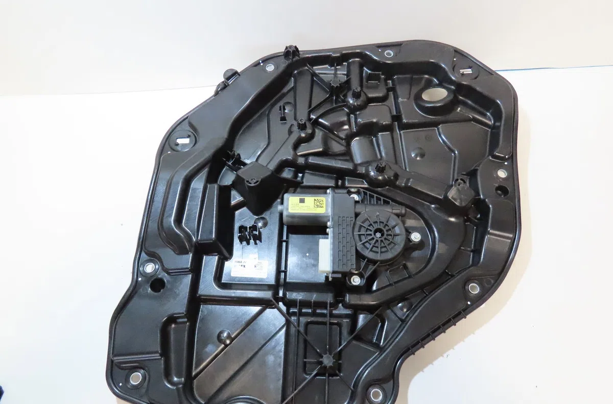 Mecanismemoteur leve-glace ard Bmw 1 (F40) 118 d (2019) occasion