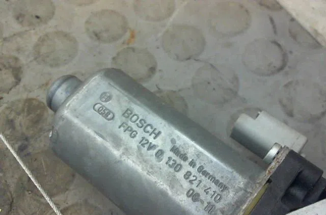Mecanismemoteur leve-glace ard Citroen C3 I (FC_, FN_) 1.6 16v (2002-2010) 5 portes occasion