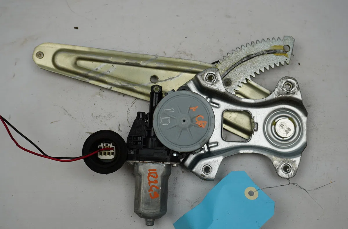 Mecanismemoteur leve-glace ard Daihatsu SIRION (M3_) 1.0 (2005-2013) occasion