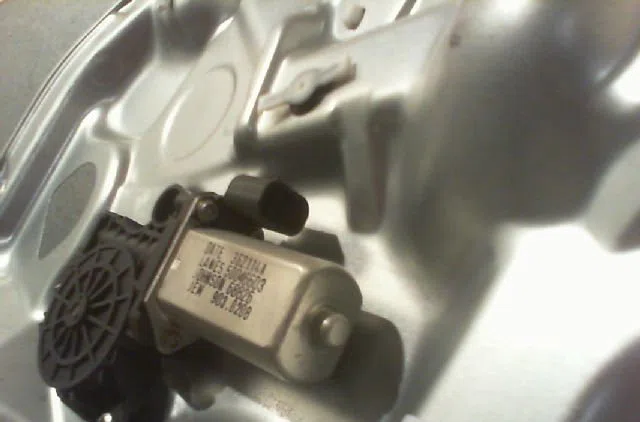 Mecanismemoteur leve-glace ard FIAT IDEA Phase 1 01-2004--10-2005 occasion