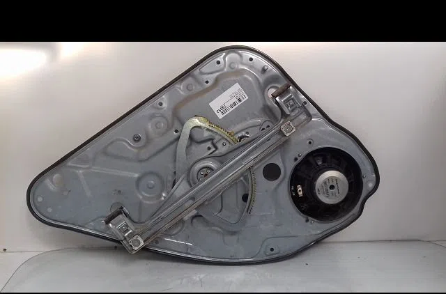 Mecanismemoteur leve-glace ard Ford KUGA I 2.0 tdci 4x4 (2008-2012) occasion