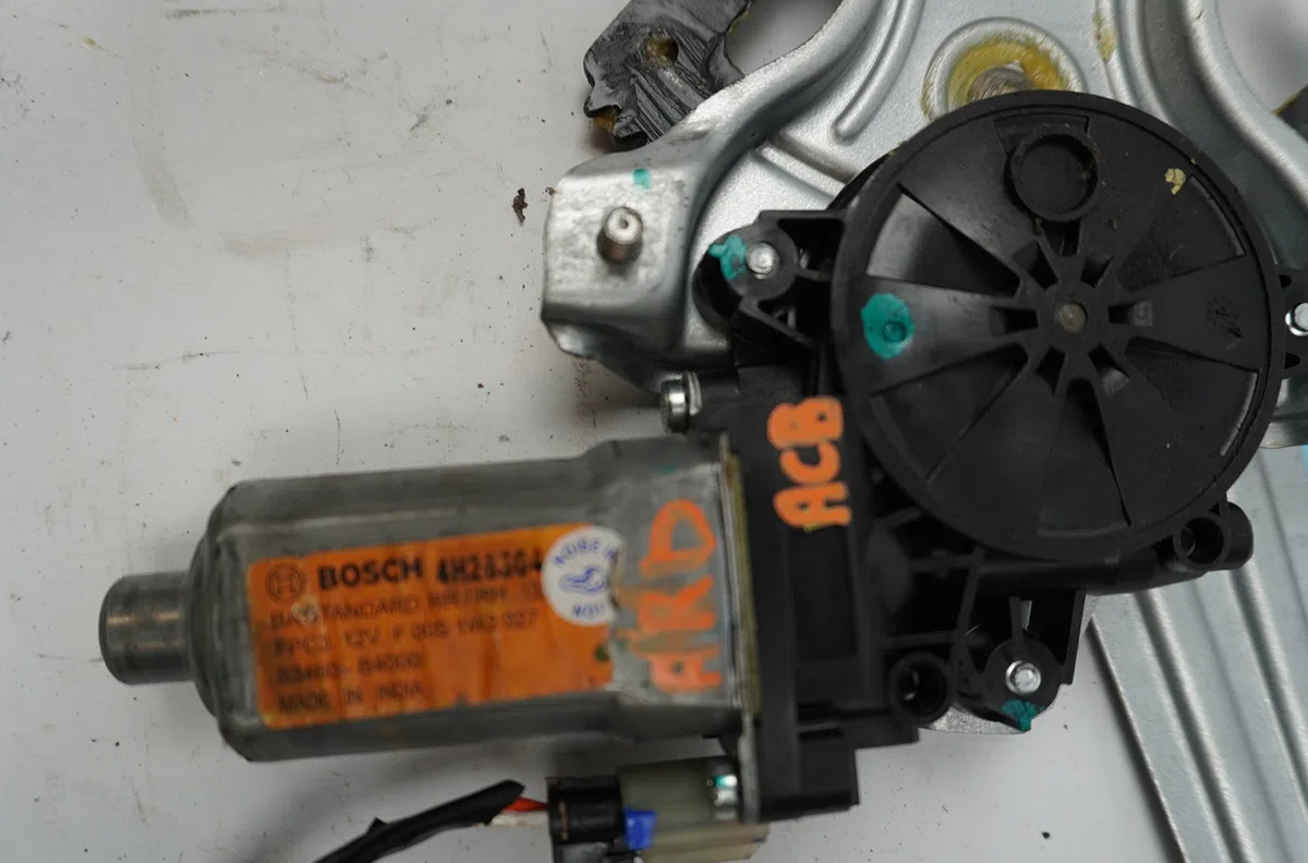 Mecanismemoteur leve-glace ard Hyundai I10 II (BA, IA) 1.2 (2013) occasion