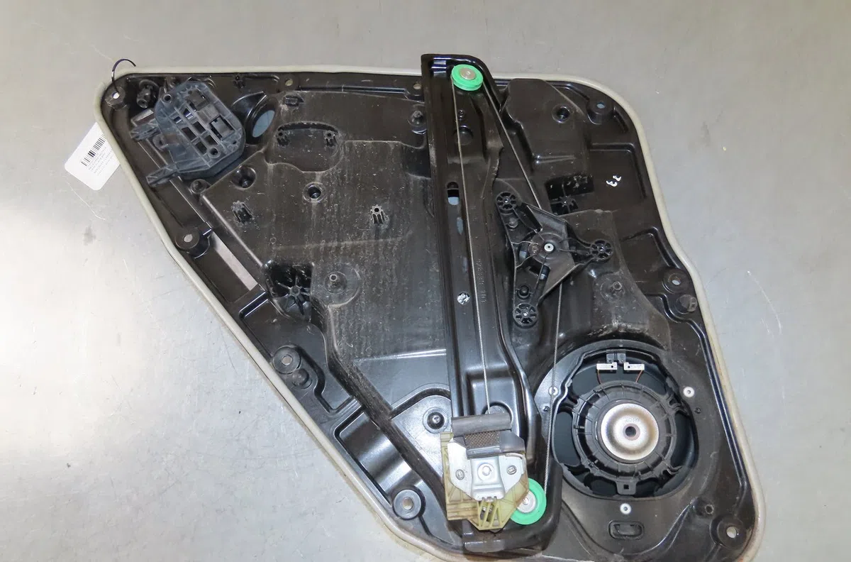 Mecanismemoteur leve-glace ard Mercedes-benz CLASSE A (W176) A 200 cdi - d 4-matic (176.002) (2014-2018) occasion