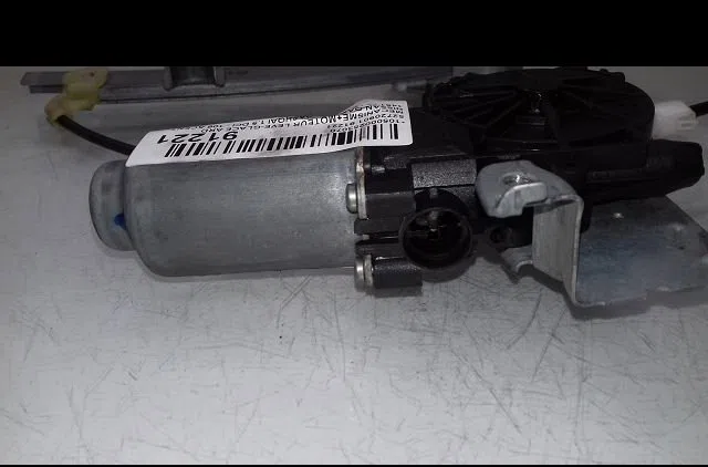 Mecanismemoteur leve-glace ard Nissan QASHQAI - QASHQAI 2 I (J10, NJ10, JJ10E) 1.5 dci (2010-2013) 5 portes occasion