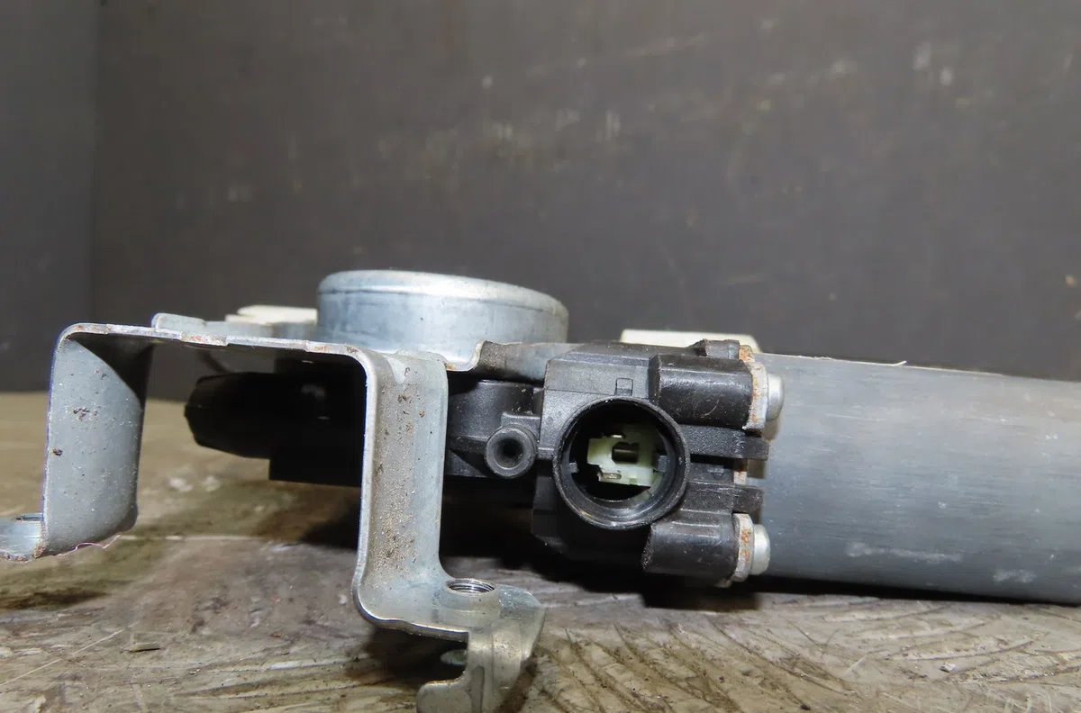 Mecanismemoteur leve-glace ard Nissan QASHQAI - QASHQAI 2 I (J10, NJ10, JJ10E) 1.6 dci traction intégrale (2011-2013) oc