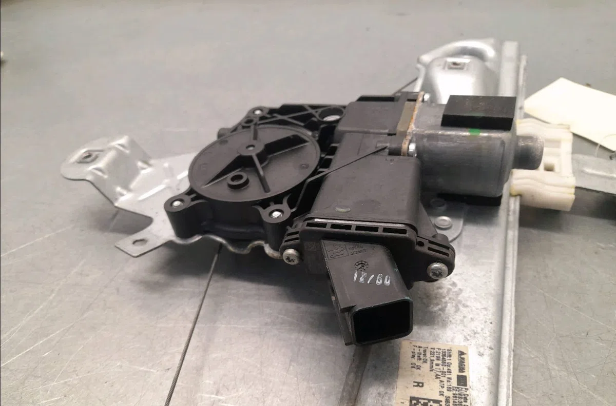 Mecanismemoteur leve-glace ard Opel MERIVA B Monospace (S10) 1.7 cdti (75) (2010-2017) occasion