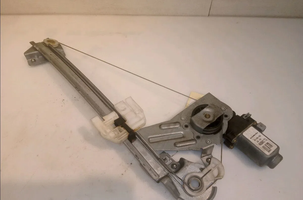 Mecanismemoteur leve-glace ard Peugeot 206 3-5 portes (2A-C) 1.6 16v (2000-2009) 3 portes occasion