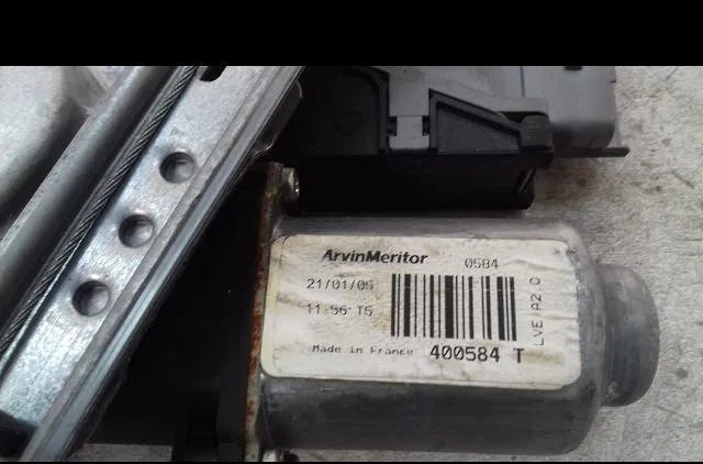Mecanismemoteur leve-glace ard Peugeot 307 (3A-C) 1.6 hdi 110 (2004-2009) 5 portes occasion