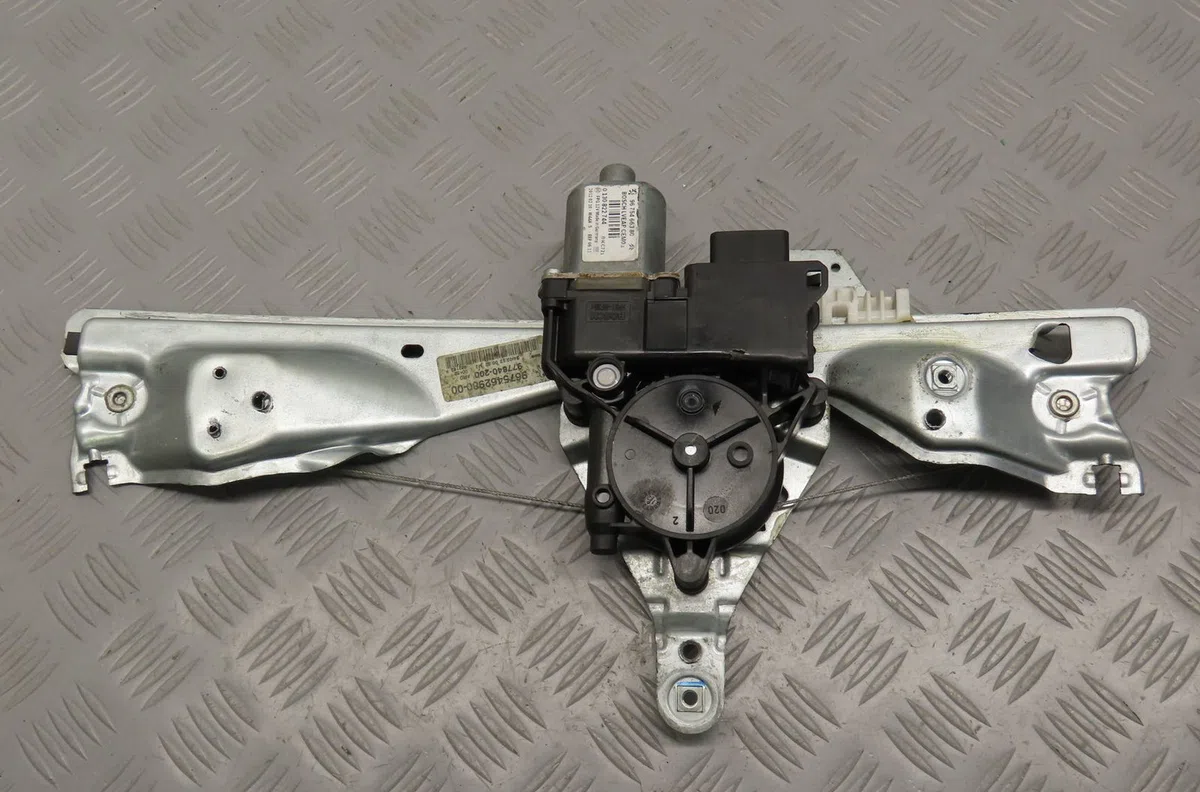 Mecanismemoteur leve-glace ard Peugeot 308 I (4A_, 4C_) 1.6 hdi (2007-2014) 5 portes occasion