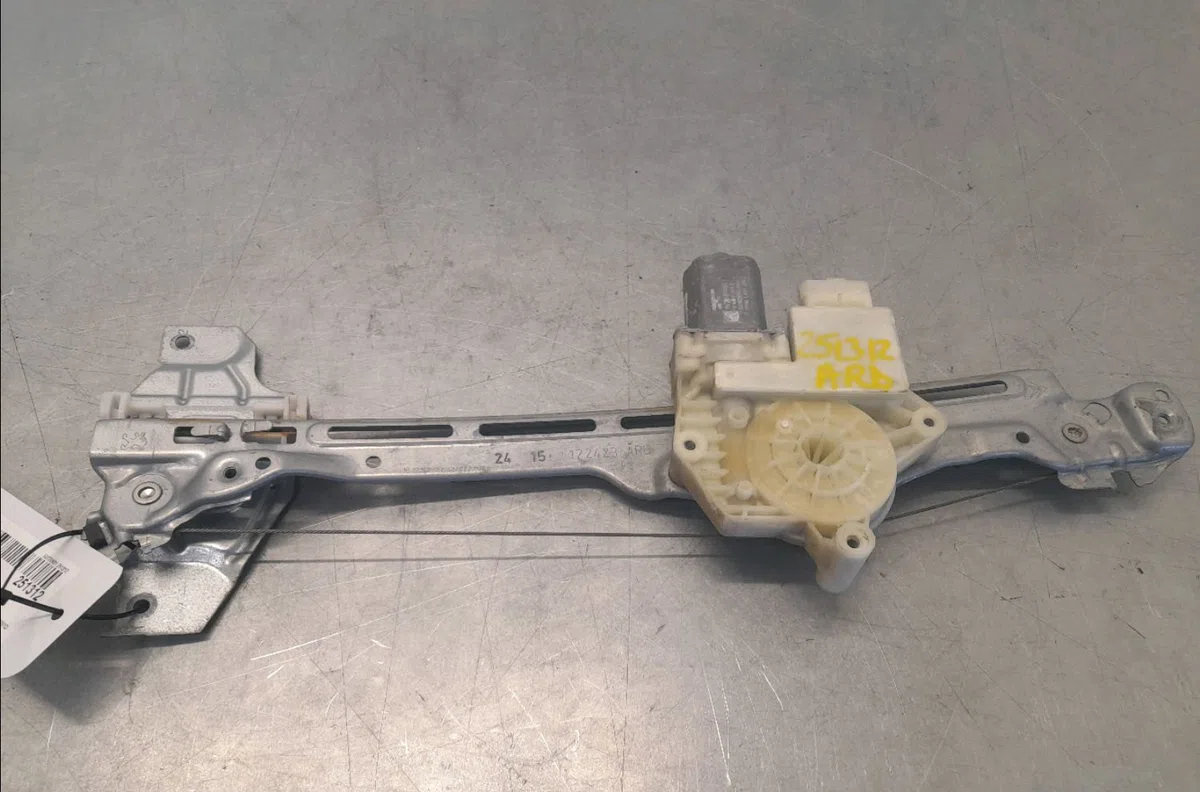 Mecanismemoteur leve-glace ard Peugeot 308 II (LB_, LP_, LW_, LH_, L3_) 1.6 gt 205 (2014-2021) occasion