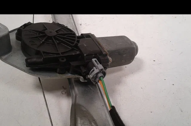 Mecanismemoteur leve-glace ard Renault CLIO III (BR0-1, CR0-1) 1.6 16v (br05, br0b, br0y, br15, br1j, br1m, br1y, cr0b,.