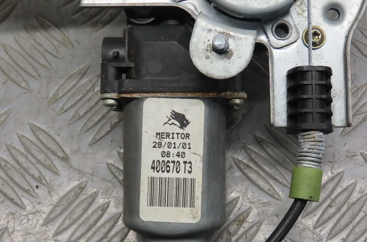 Mecanismemoteur leve-glace ard Renault LAGUNA I (B56_, 556_) 1.6 16v (b568, b561) (1997-2001) occasion