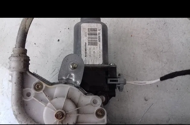 Mecanismemoteur leve-glace ard Renault LAGUNA II Grandtour (KG0-1_) 2.0 16v (kg00, kg0k, kg0w, kg0p) (2002-2007) occasio