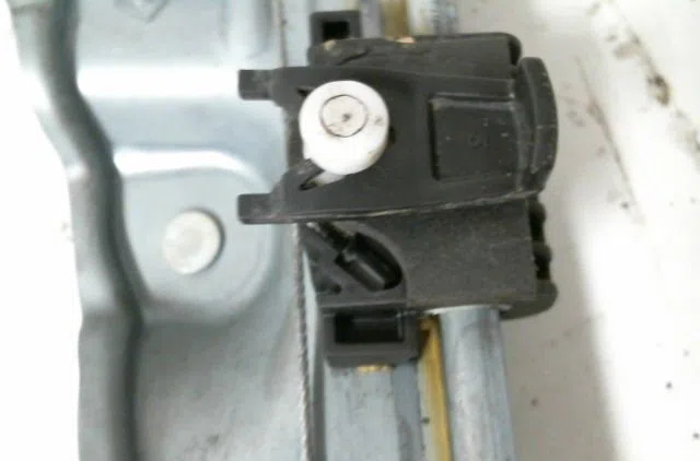 Mecanismemoteur leve-glace ard Renault LAGUNA III (BT0-1) 3.0 dci (bt03, bt13) (2008-2015) occasion