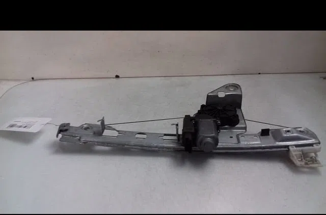 Mecanismemoteur leve-glace ard Renault MEGANE II (BM0-1_, CM0-1_) 2.0 16v (bm0u, cm0u) (2002-2008) occasion