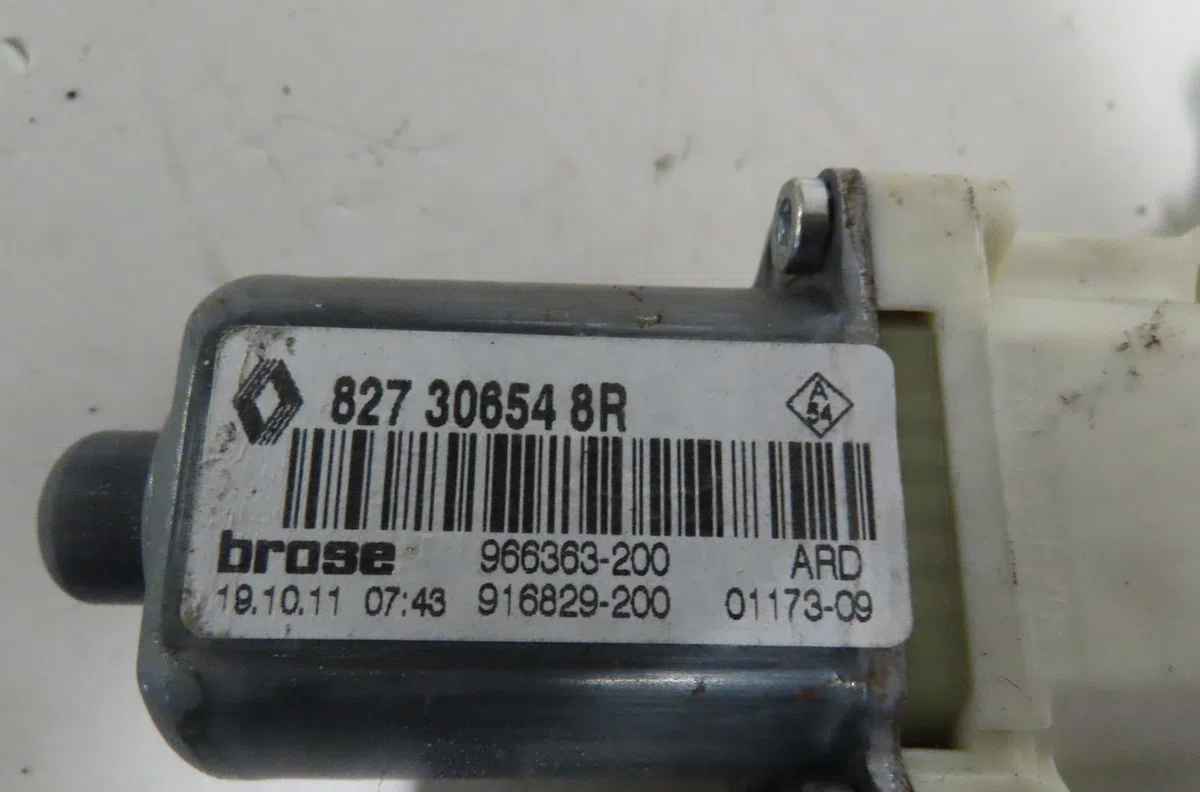 Mecanismemoteur leve-glace ard Renault MEGANE III 3-5 portes (BZ0-1_, B3_) 2.0 dci (bz0l) (2009-2015) occasion
