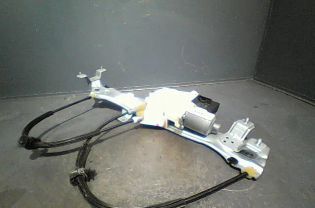 Mecanismemoteur leve-glace ard Renault MEGANE III Grandtour (KZ0-1) 1.5 dci (kz09, kz0d, kz1g, kz29, kz14, kz1w, kz10, k