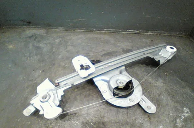 Mecanismemoteur leve-glace ard Renault SCÉNIC II (JM0-1_) 1.5 dci (jm02, jm13) (2003-2005) occasion