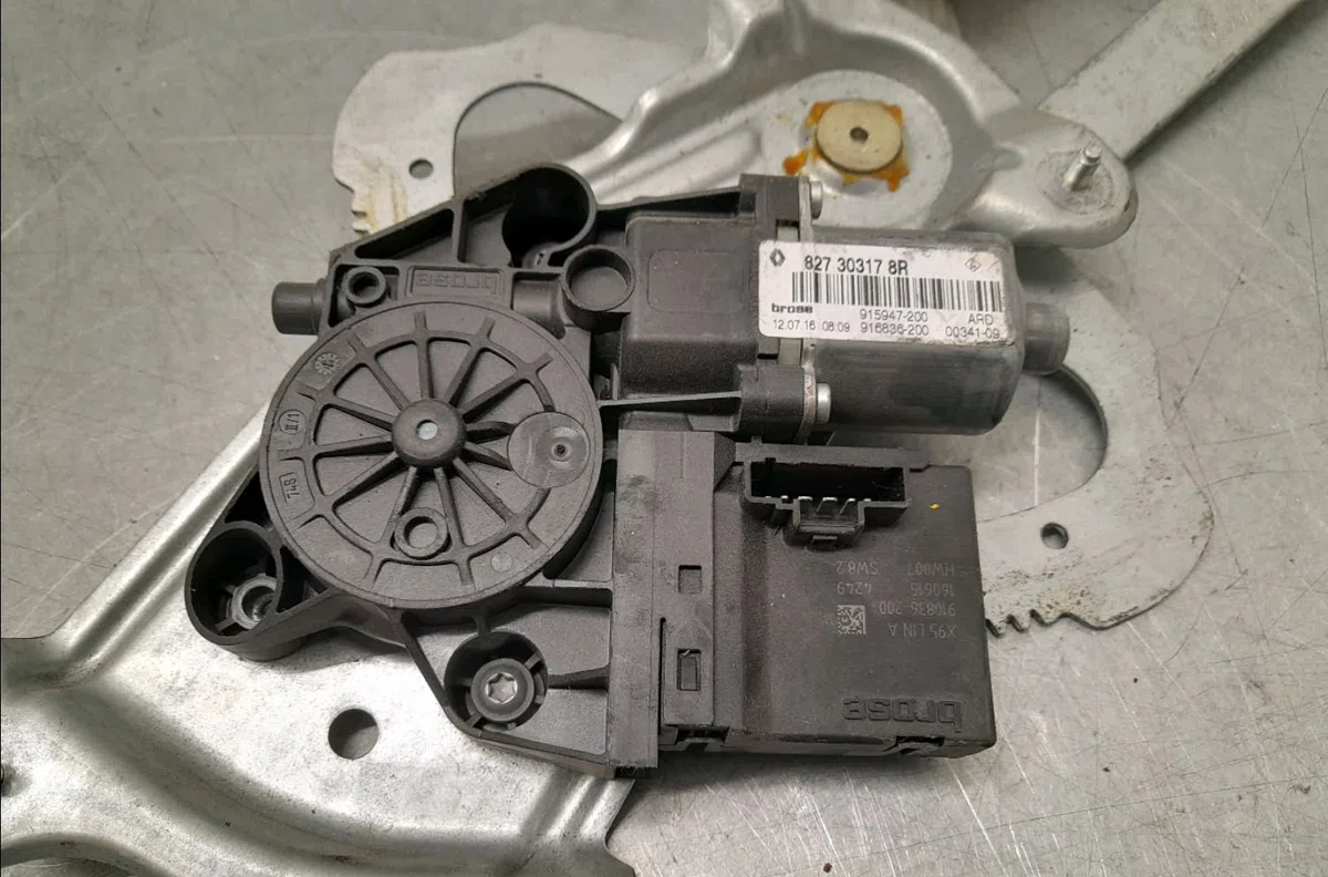 Mecanismemoteur leve-glace ard RENAULT SCENIC III occasion