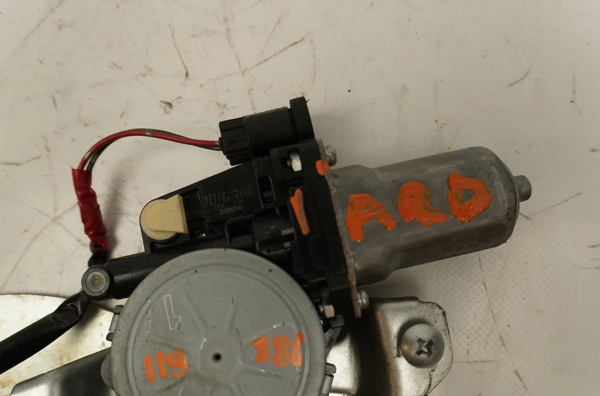 Mecanismemoteur leve-glace ard Suzuki SX4 (EY, GY) 1.6 vvt 4x4 (rw 416) (2009) occasion