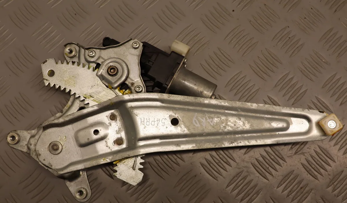 Mecanismemoteur leve-glace ard Suzuki VITARA (LY) 1.4 t allgrip (apk 414) (2015) occasion