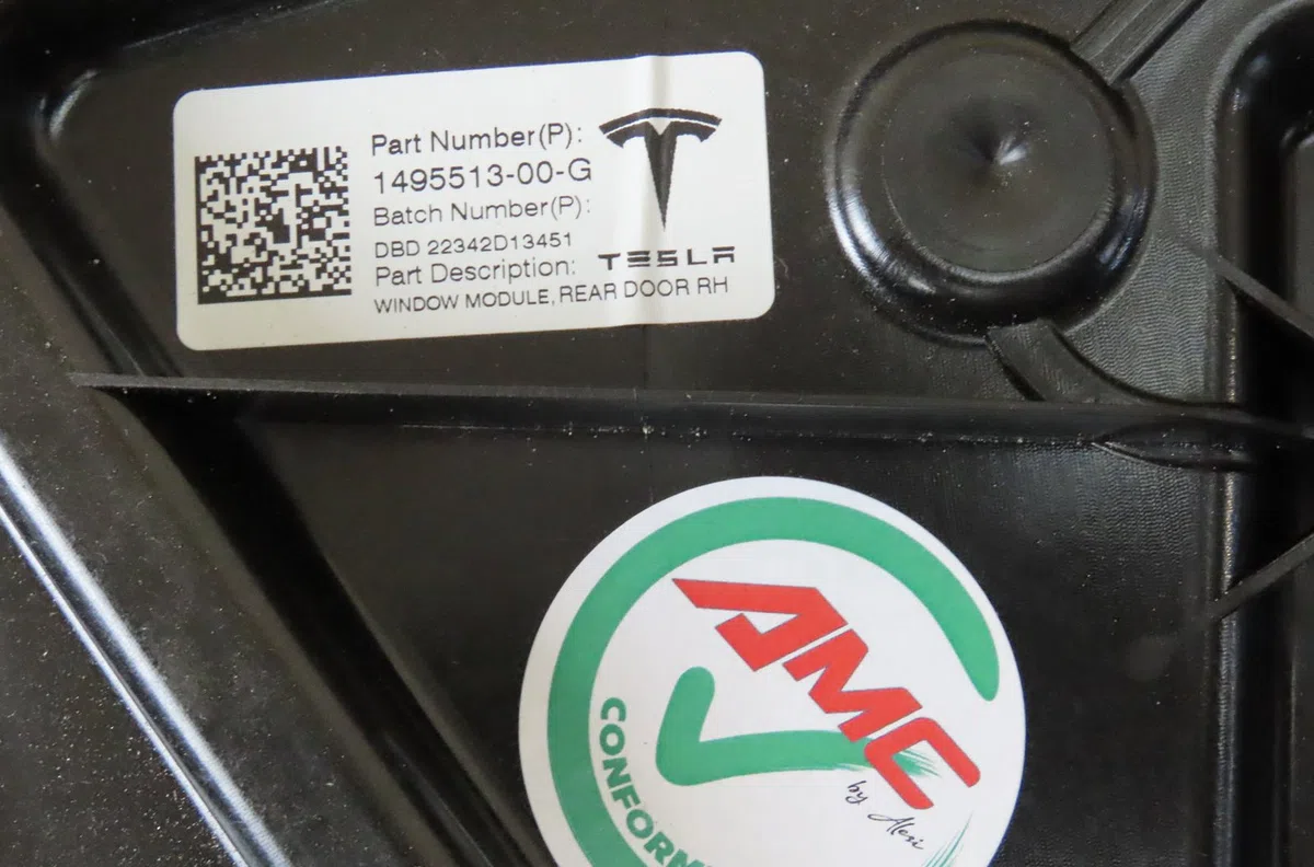 Mecanismemoteur leve-glace ard Tesla MODEL Y (5YJY) Ev (2019) occasion