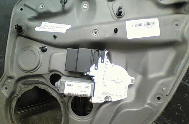 Mecanismemoteur leve-glace ard Volkswagen BORA I (1J2) 1.9 tdi (1998-2005) occasion