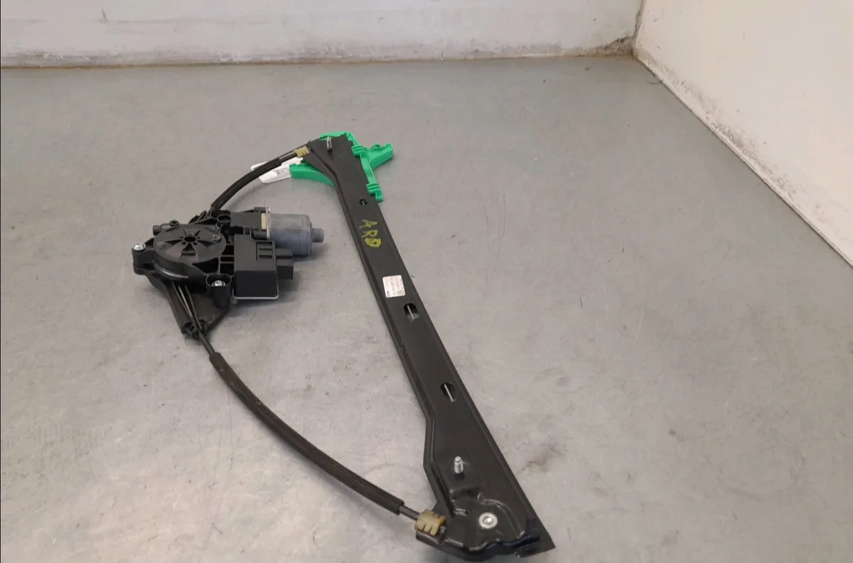 Mecanismemoteur leve-glace ard Volkswagen GOLF SPORTSVAN VII (AM1, AN1) 1.4 tsi (2014-2018) occasion