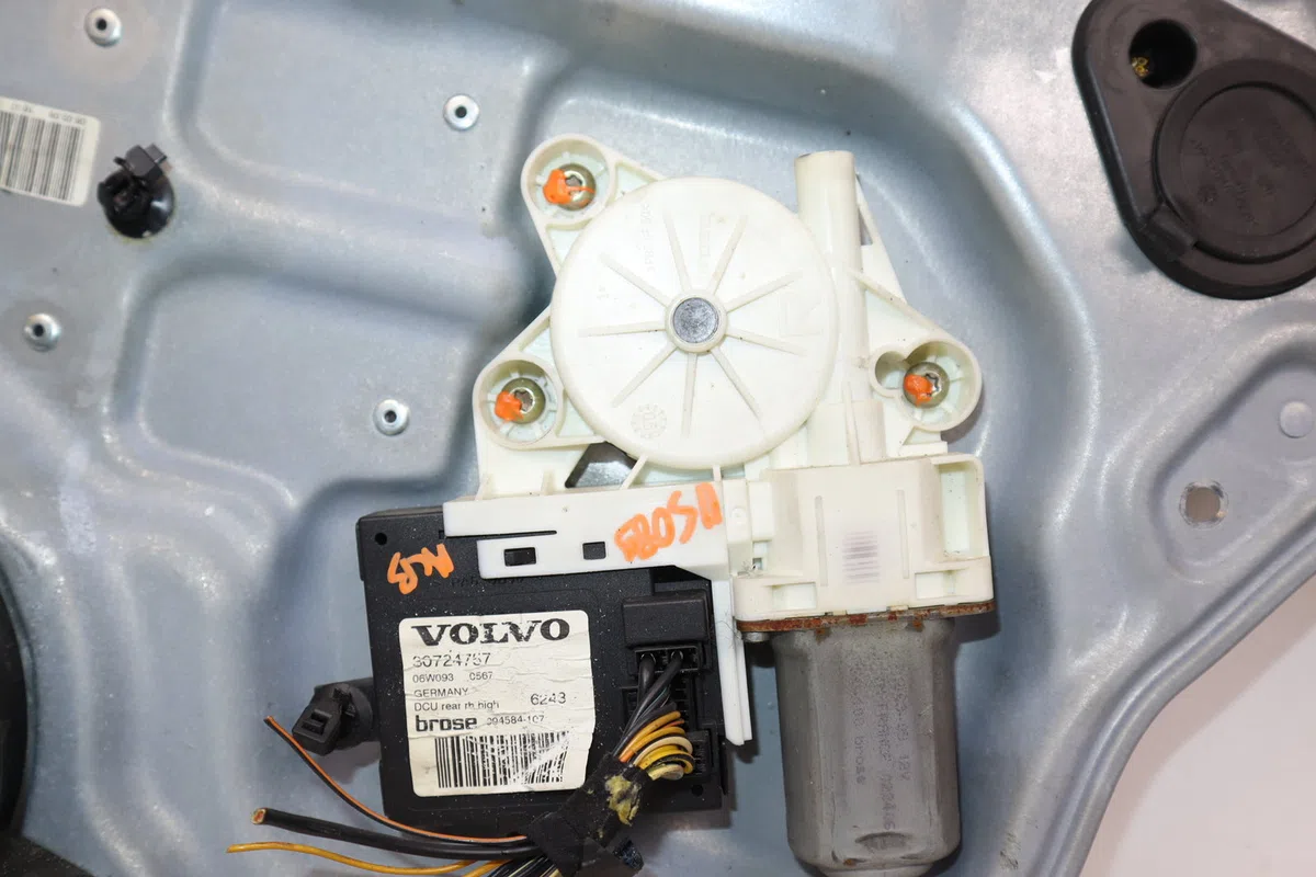 Mecanismemoteur leve-glace ard Volvo V50 (545) 2.0 d (2004-2010) occasion