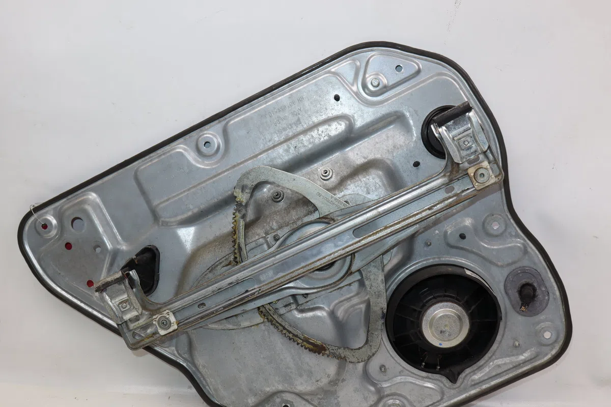 Mecanismemoteur leve-glace ard Volvo V50 (545) 2.0 d (2004-2010) occasion