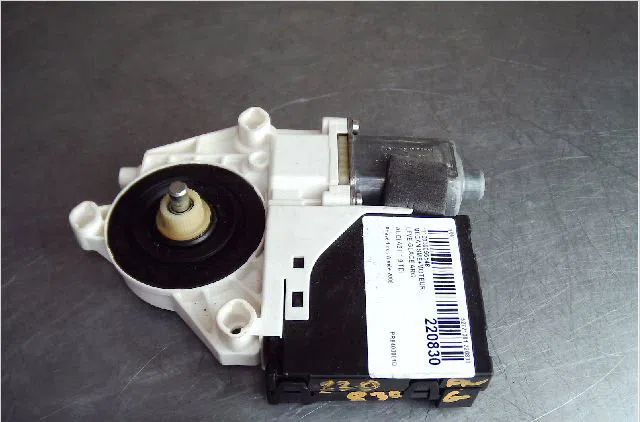 Mecanismemoteur leve-glace arg Audi A3 (8P1) 1.9 tdi (2003-2010) 3 portes occasion
