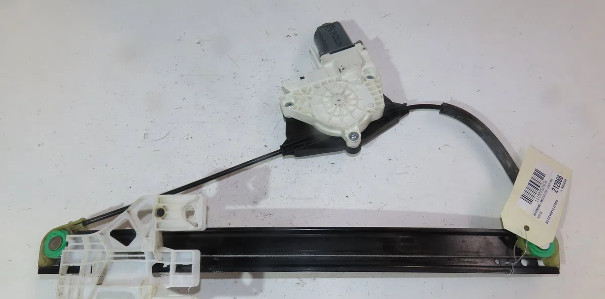 Mecanismemoteur leve-glace arg Audi Q3 (8UB, 8UG) 2.0 tdi (2011-2018) occasion