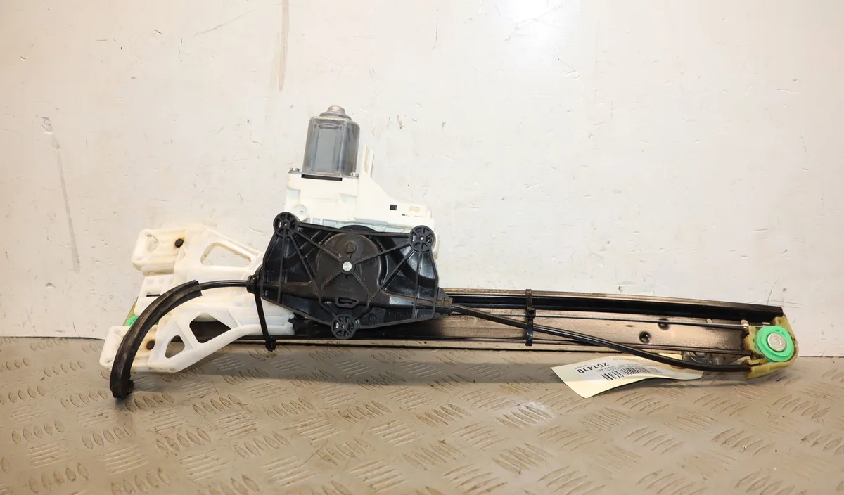 Mecanismemoteur leve-glace arg Audi Q3 (8UB, 8UG) 2.0 tdi quattro (2011-2018) occasion