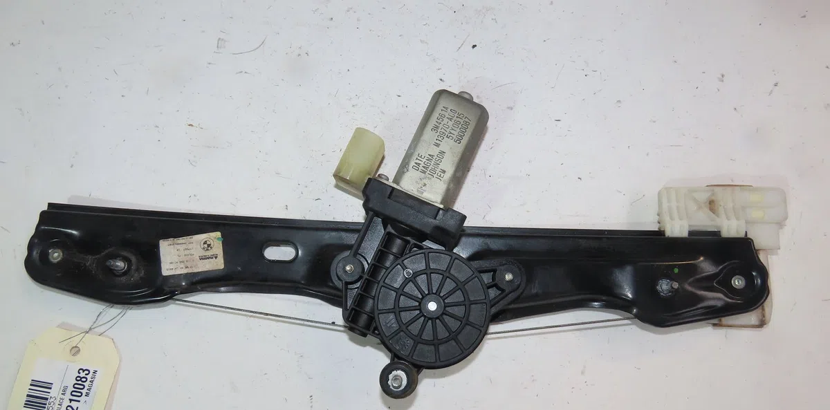 Mecanismemoteur leve-glace arg Bmw 1 (F20) 120 d (2011-2015) occasion