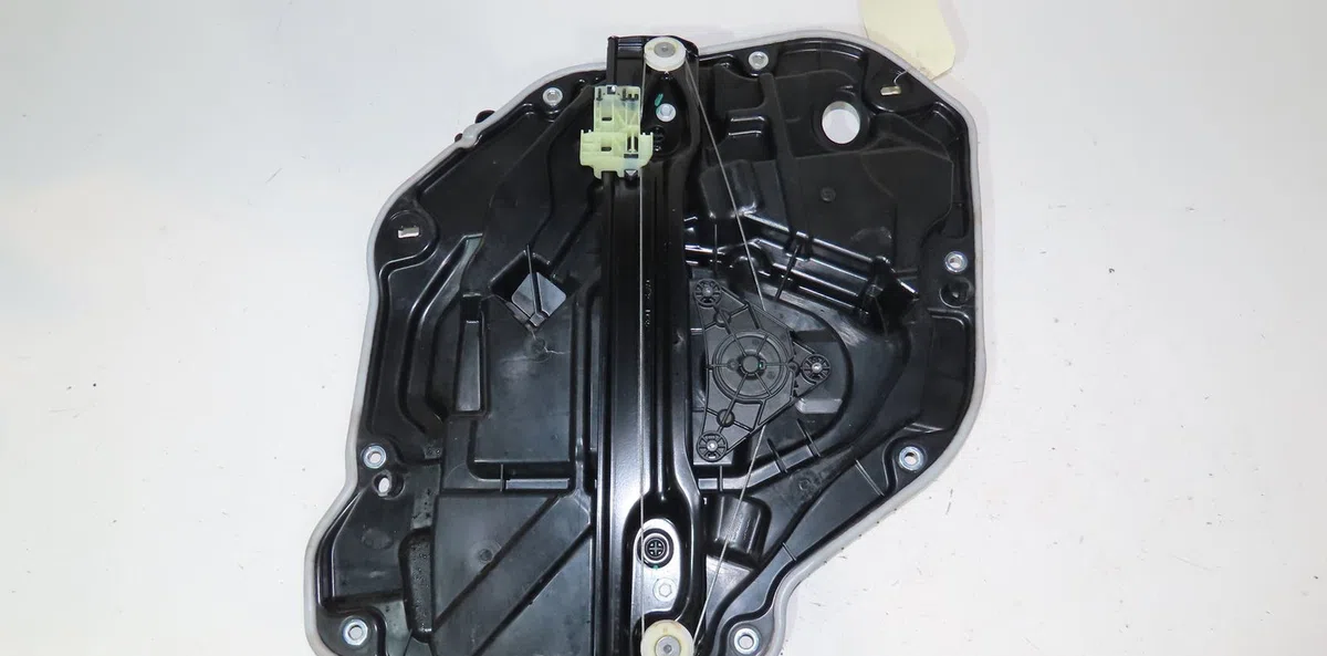 Mecanismemoteur leve-glace arg Bmw 1 (F40) 118 i (2019) 5 portes occasion