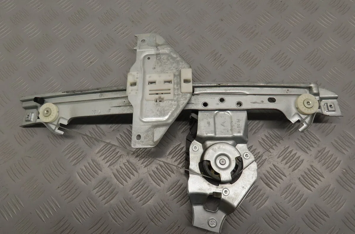 Mecanismemoteur leve-glace arg Citroen C3 II (SC_) 1.2 vti 82 (2012-2016) 5 portes occasion