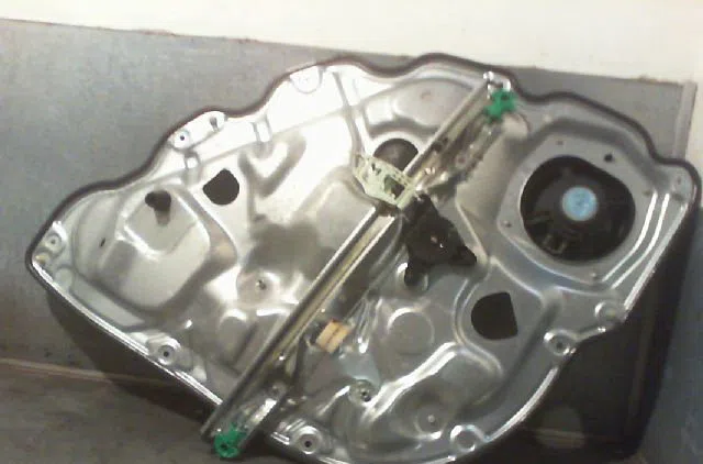 Mecanismemoteur leve-glace arg FIAT IDEA Phase 1 01-2004--10-2005 occasion