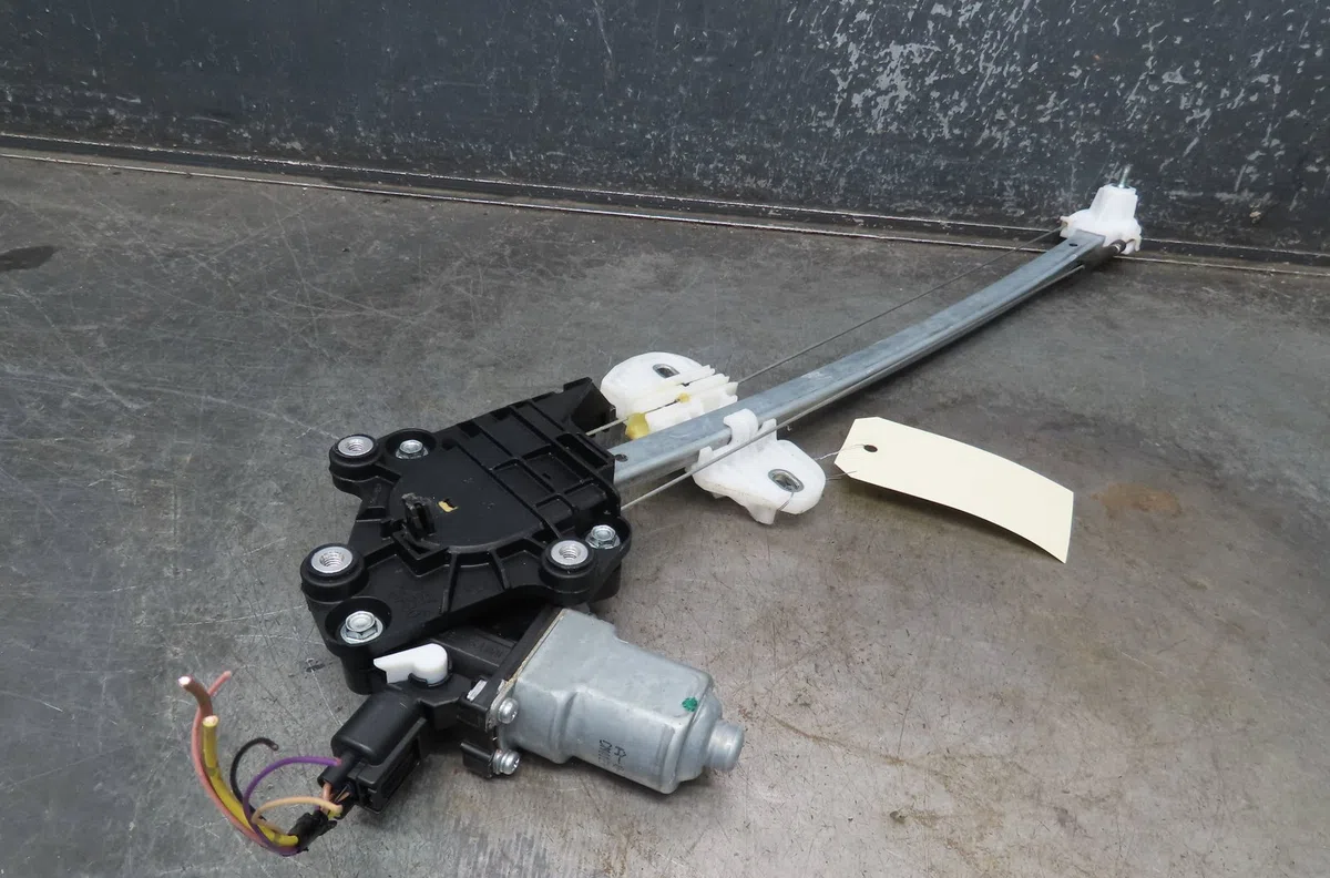 Mecanismemoteur leve-glace arg Honda CR-V IV (RM_) 1.6 i-dtec 4wd (re6) (2015) occasion