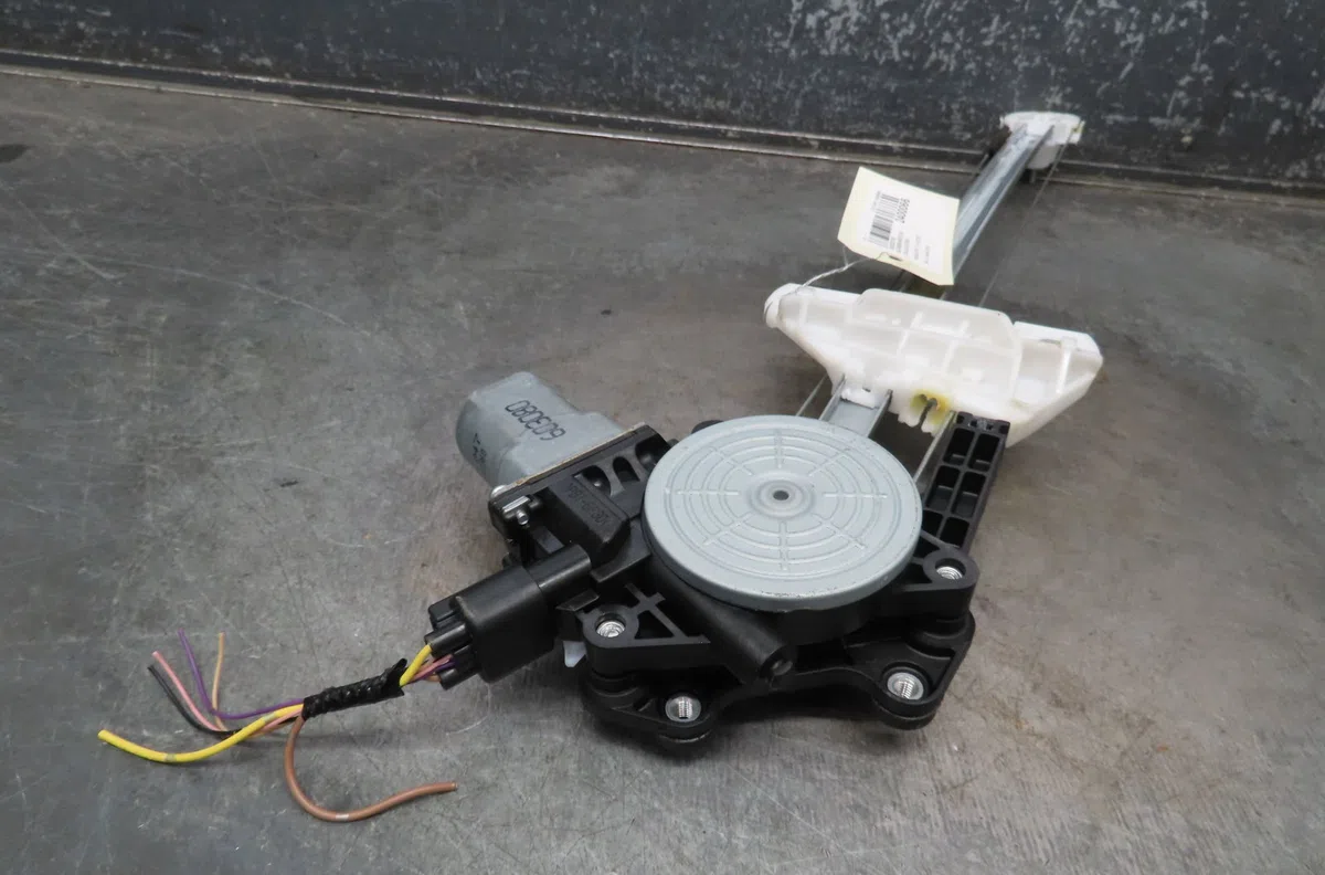 Mecanismemoteur leve-glace arg Honda CR-V IV (RM_) 1.6 i-dtec 4wd (re6) (2015) occasion