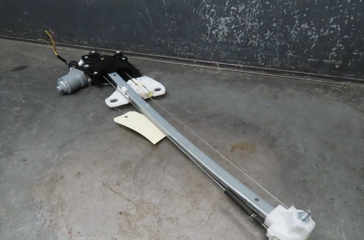 Mecanismemoteur leve-glace arg Honda CR-V IV (RM_) 1.6 i-dtec 4wd (re6) (2015) occasion