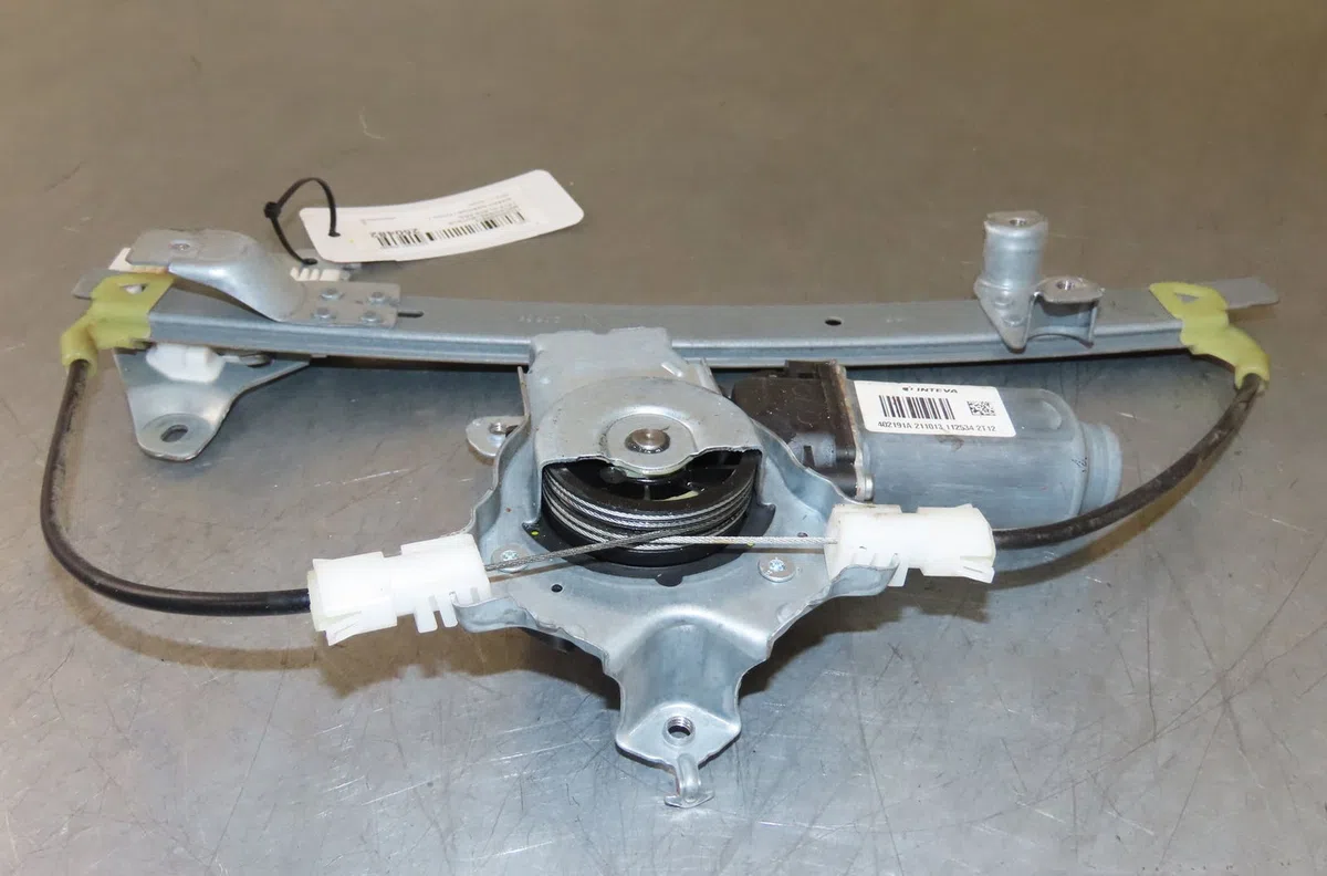 Mecanismemoteur leve-glace arg Nissan QASHQAI II SUV (J11, J11_) 1.6 dci (2013) occasion