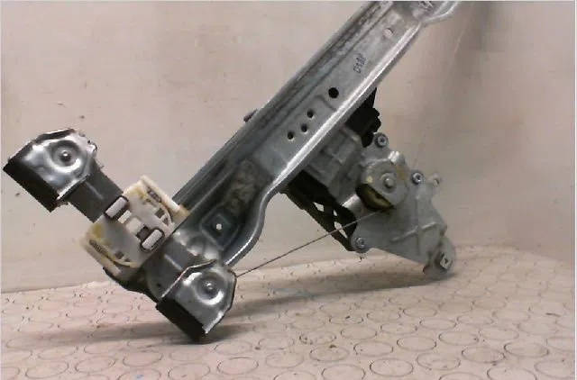 Mecanismemoteur leve-glace arg Opel MERIVA B Monospace (S10) 1.4 (75) (2010-2017) occasion