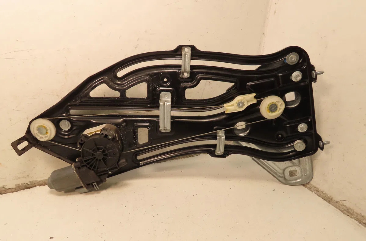 Mecanismemoteur leve-glace arg Peugeot 207 CC (WD_) 1.6 16v (2007-2013) occasion