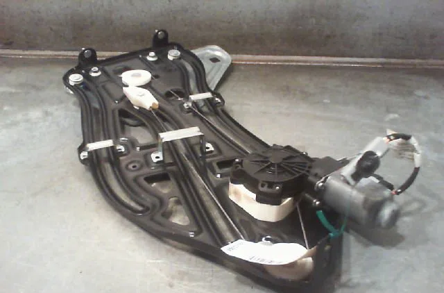 Mecanismemoteur leve-glace arg PEUGEOT 207 Phase 1 04-2006--06-2013 occasion