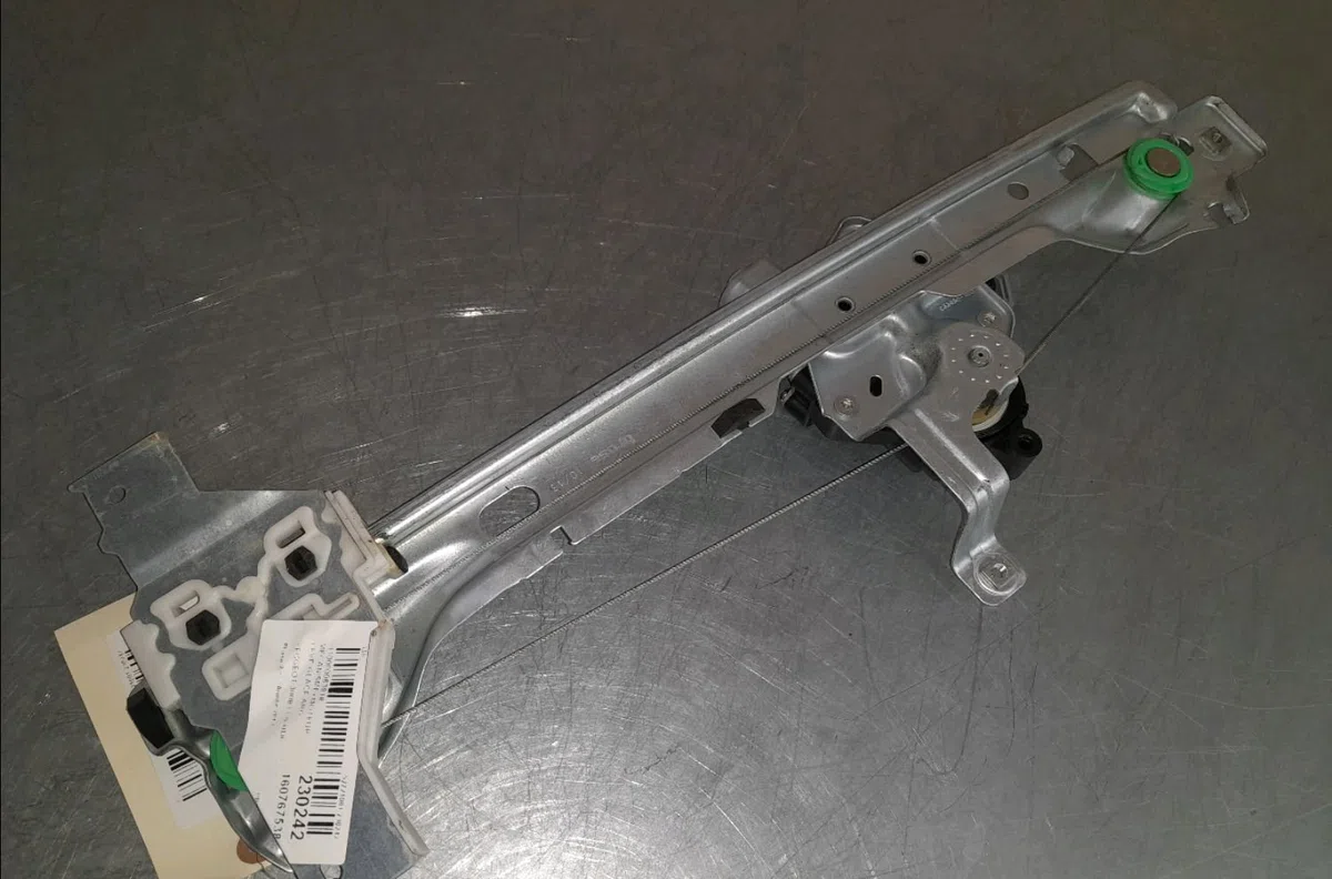 Mecanismemoteur leve-glace arg Peugeot 3008 Monospace (0U_) 1.6 hdi (2009-2016) 5 portes occasion