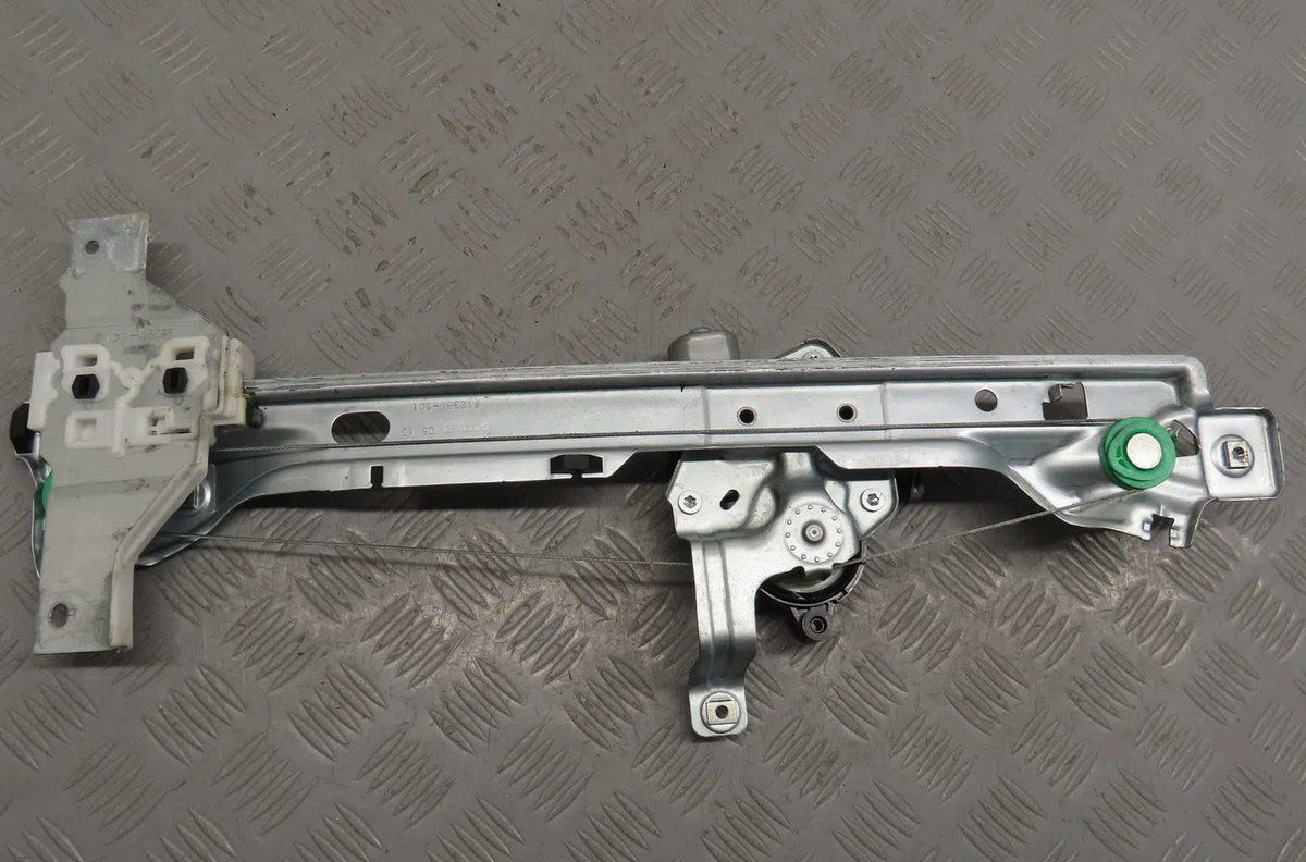 Mecanismemoteur leve-glace arg Peugeot 3008 Monospace (0U_) 2.0 hdi 150 - bluehdi 150 (2009-2016) 5 portes occasion